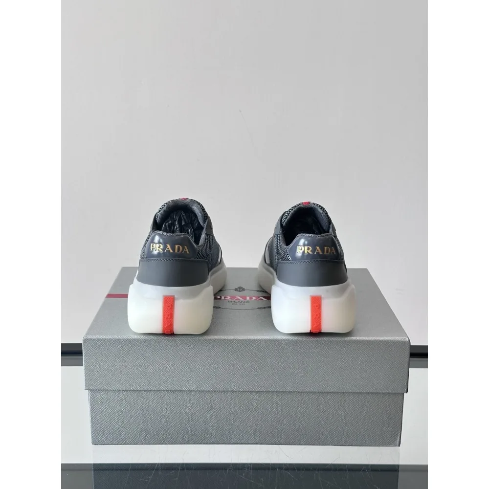 2025SS スニーカー PRADA プラダ ブランドロゴが際立つ人気デザイン 商品画像 8