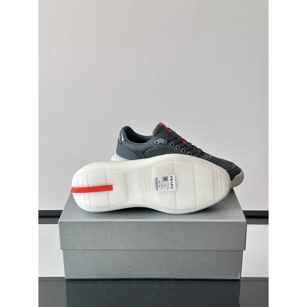 2025SS スニーカー PRADA プラダ ブランドロゴが際立つ人気デザイン 商品画像 9