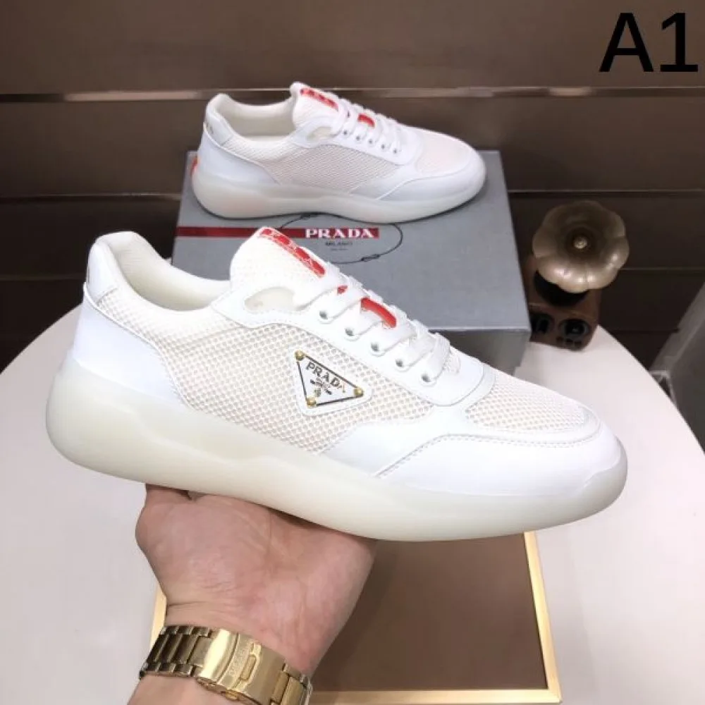 2025SS スニーカー PRADA プラダ 個性を引き立てるおしゃれな一足 商品画像 1