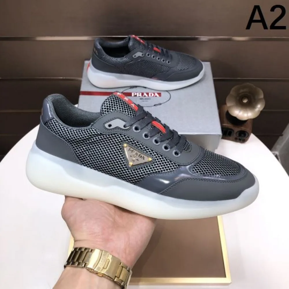 2025SS スニーカー PRADA プラダ 個性を引き立てるおしゃれな一足 商品画像 2