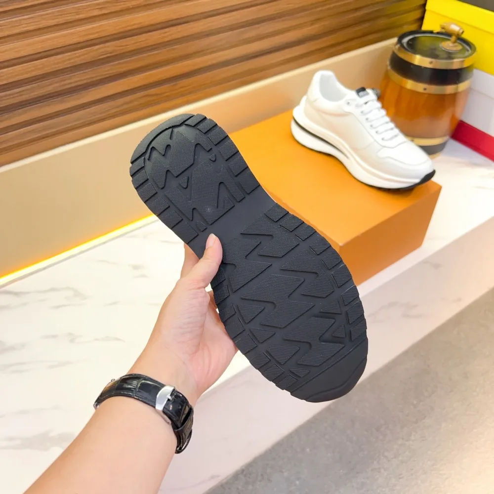 2025SS スニーカー PRADA プラダ 大流行中!注目の新作ブランドスニーカー 商品画像 9