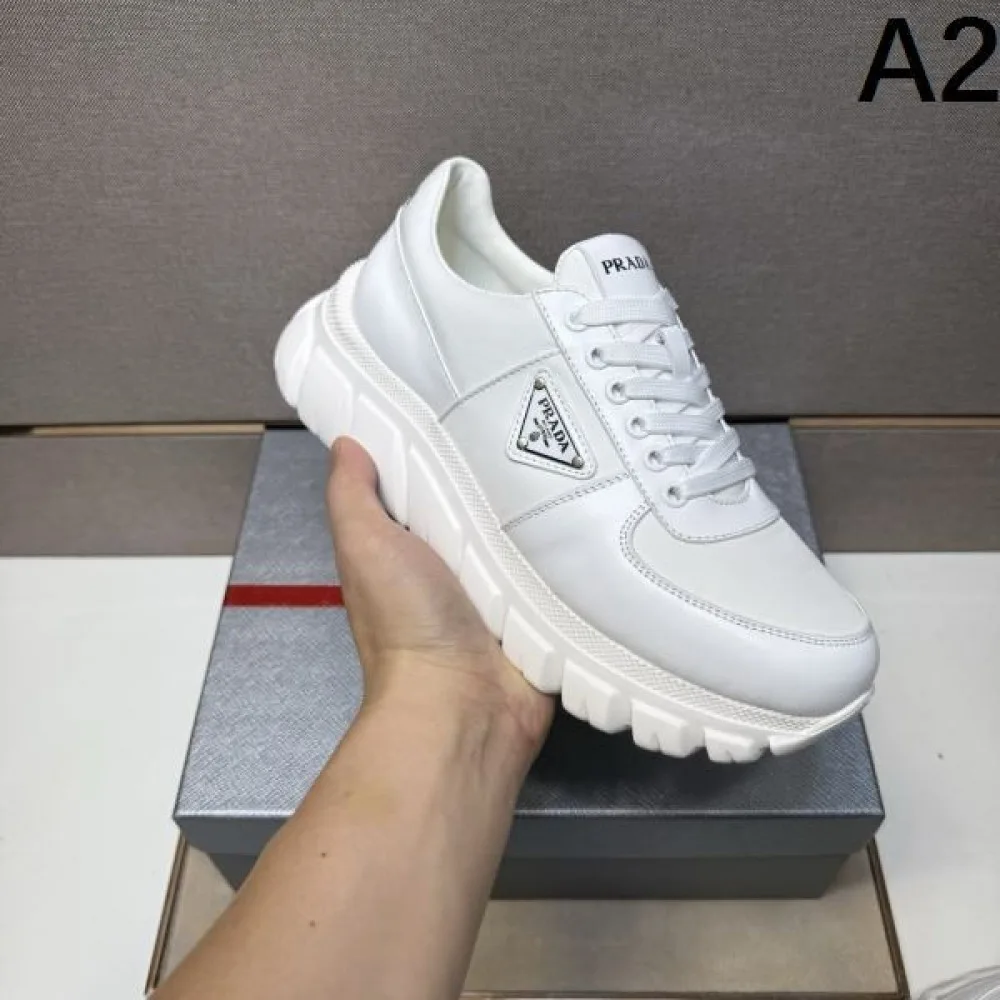 2025秋冬新作 PRADA プラダ メンズ スニーカー 冬シーズンの注目トレンド特集 商品画像 2