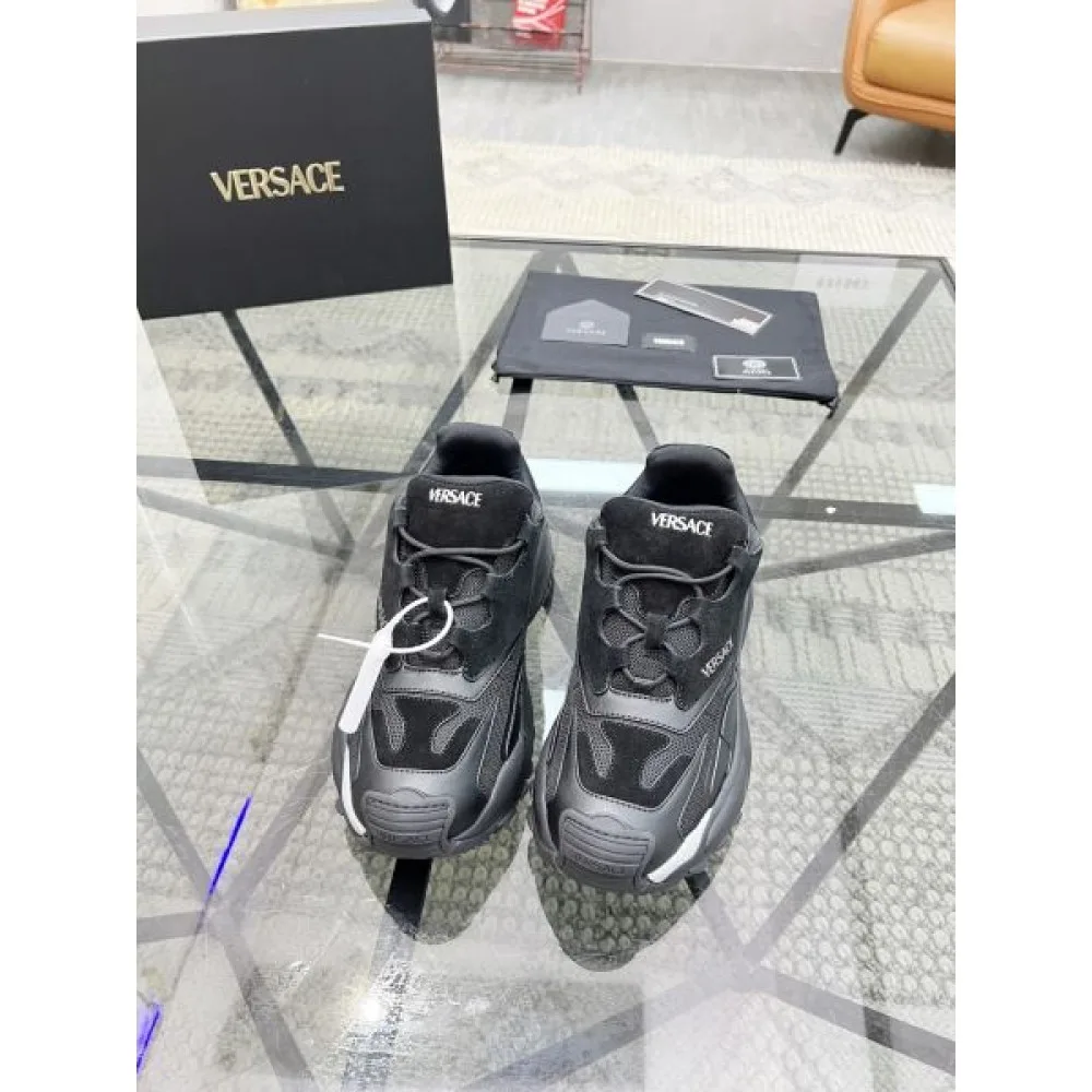 VERSACE ヴェルサーチェ 2025SS 季節を問わず活躍し メンズ用 スニーカー 商品画像 4