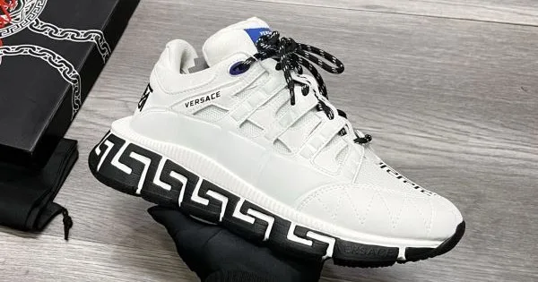 VERSACE ヴェルサーチェ 2025SS おしゃれを楽しむ! メンズ用 スニーカー 商品画像 11