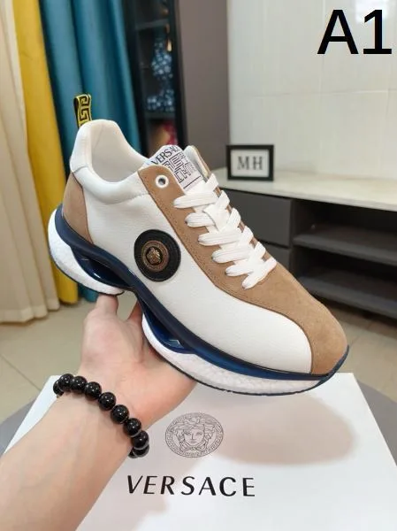 VERSACE ヴェルサーチェ 2025SS 人気を抑えて新品 メンズ用 スニーカー 商品画像 11