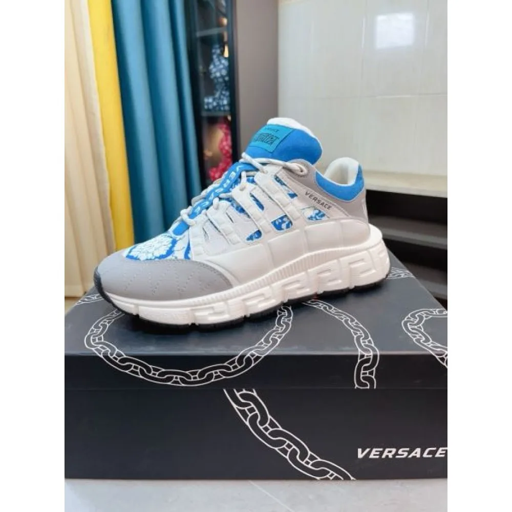 2025FW メンズ スニーカー VERSACE ヴェルサーチェ 少量入荷☆限定モデル!今すぐチェック 商品画像 3