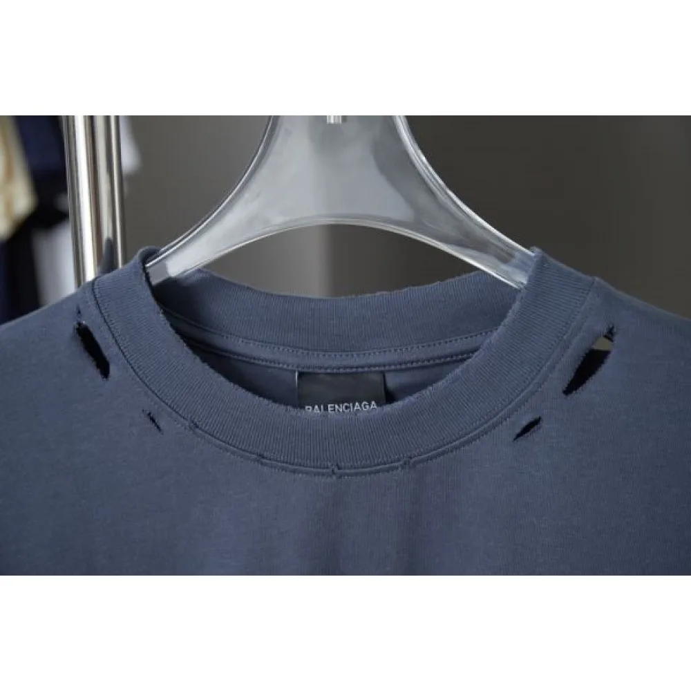 2025SS BALENCIAGA バレンシアガ 新作オーバーサイズ 半袖Tシャツ トレンド感満載ユニセックスデザイン 商品画像 5