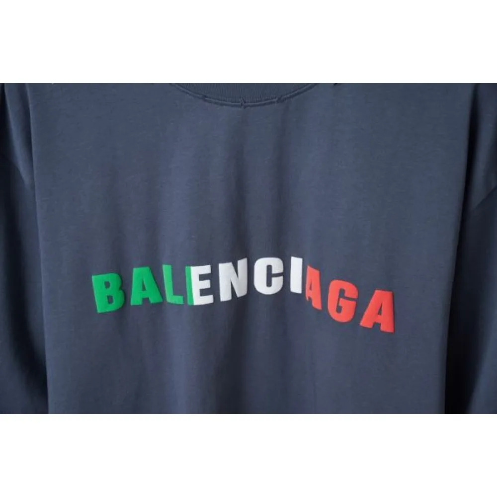 2025SS BALENCIAGA バレンシアガ 新作オーバーサイズ 半袖Tシャツ トレンド感満載ユニセックスデザイン 商品画像 8