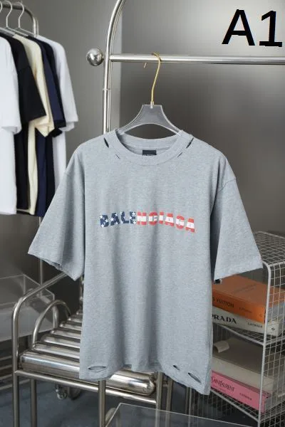 2025SS BALENCIAGA バレンシアガ 新作オーバーサイズ 半袖Tシャツ トレンド感満載ユニセックスデザイン 商品画像 10