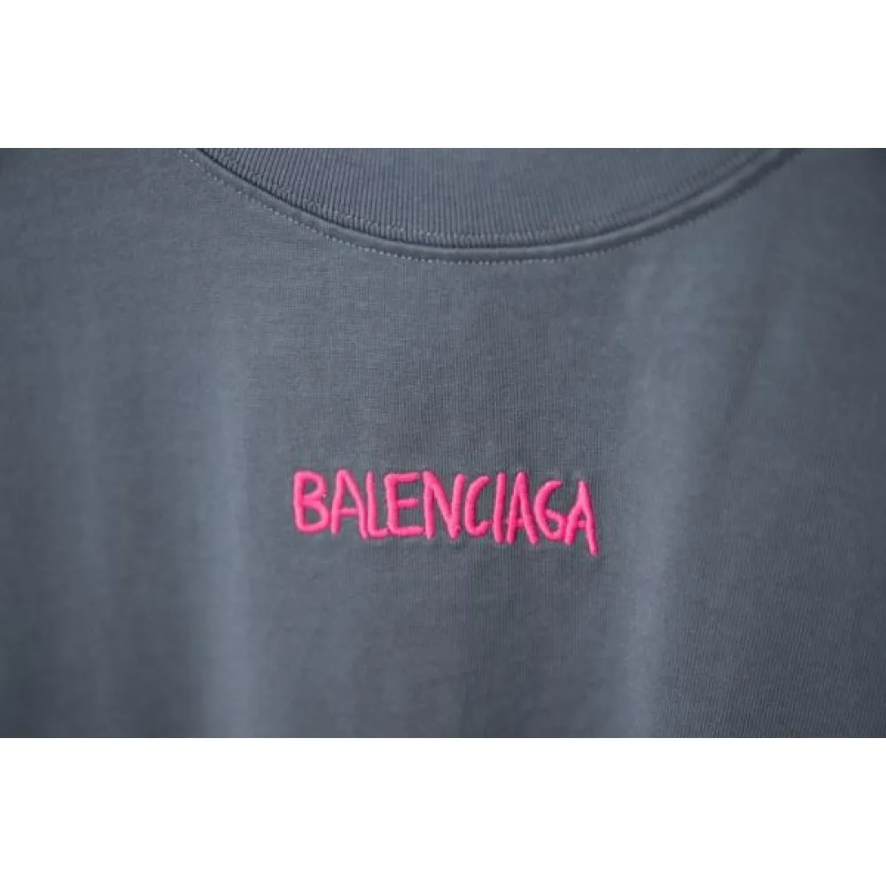 2025SS BALENCIAGA バレンシアガ トレンドロゴプリント 半袖Tシャツ モード系ユニセックスコーデ 商品画像 8