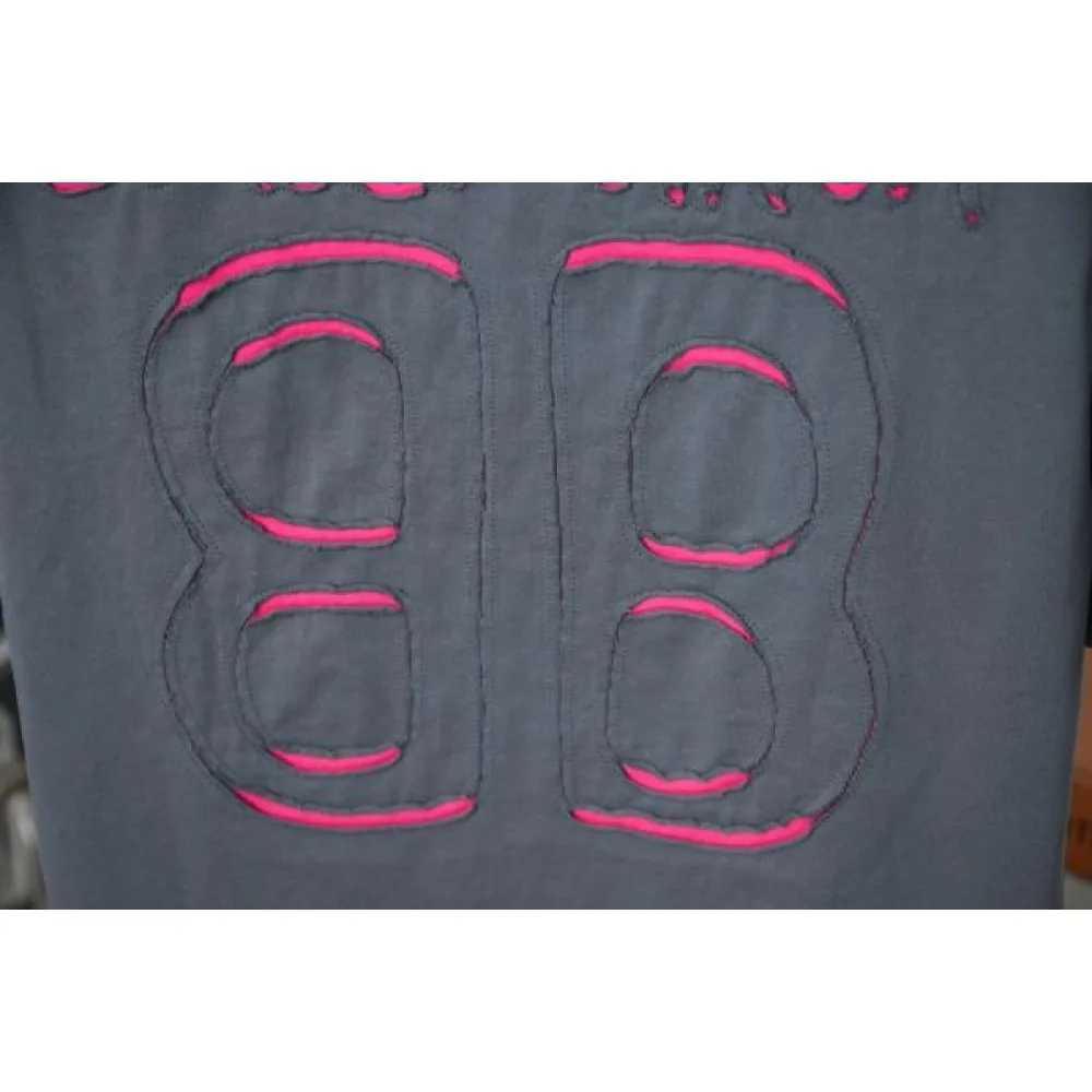 2025SS BALENCIAGA バレンシアガ トレンドロゴプリント 半袖Tシャツ モード系ユニセックスコーデ 商品画像 10