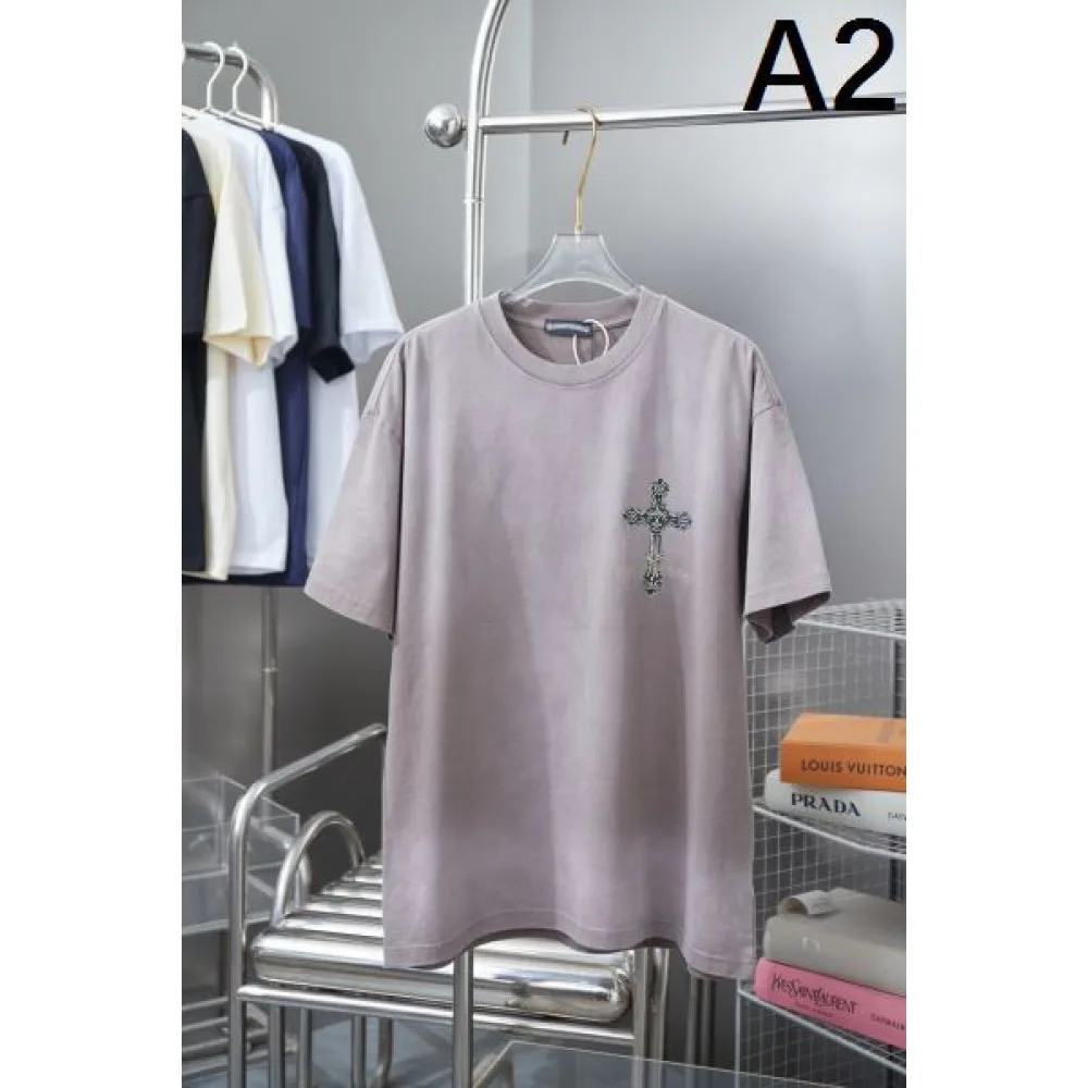 2025SS 半袖Tシャツ CHROME HEARTS クロムハーツ 明るい雰囲気があり 商品画像 2
