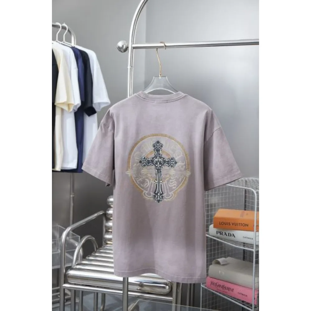 2025SS 半袖Tシャツ CHROME HEARTS クロムハーツ 明るい雰囲気があり 商品画像 3