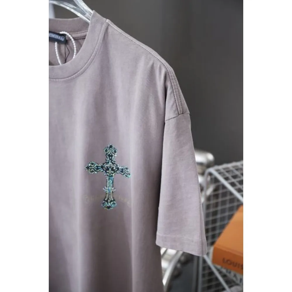 2025SS 半袖Tシャツ CHROME HEARTS クロムハーツ 明るい雰囲気があり 商品画像 6