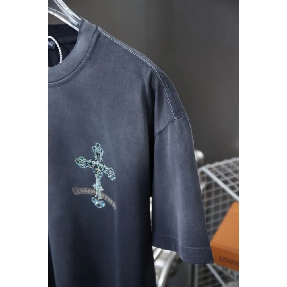 2025SS 半袖Tシャツ CHROME HEARTS クロムハーツ 明るい雰囲気があり 商品画像 7