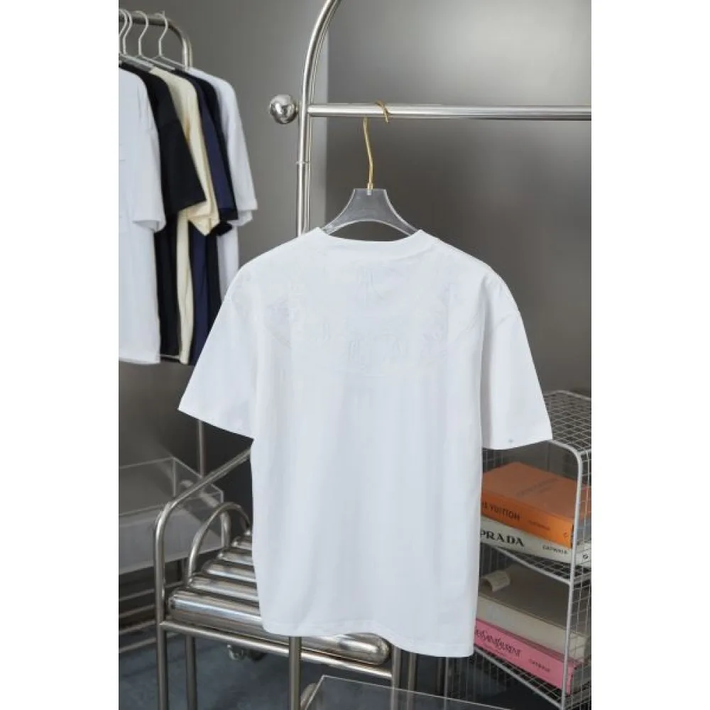 2025SS CHROME HEARTS クロムハーツ 人気シルバー調デザイン 半袖Tシャツ バイカースタイルに最適 商品画像 3