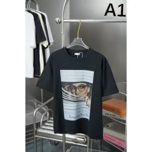 2025SS DIOR ディオール シンプル高級感 半袖Tシャツ モノトーンコーデに映える一枚 商品画像 1