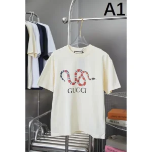 2025SS 半袖Tシャツ GUCCI グッチ この春夏最強のアイテム 商品画像 1