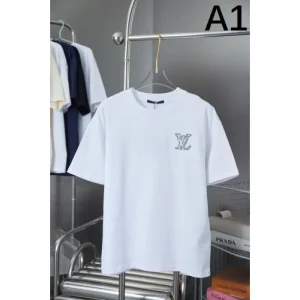 2025SS 半袖Tシャツ LOUIS VUITTON ルイヴィトン セールで格安 商品画像 1