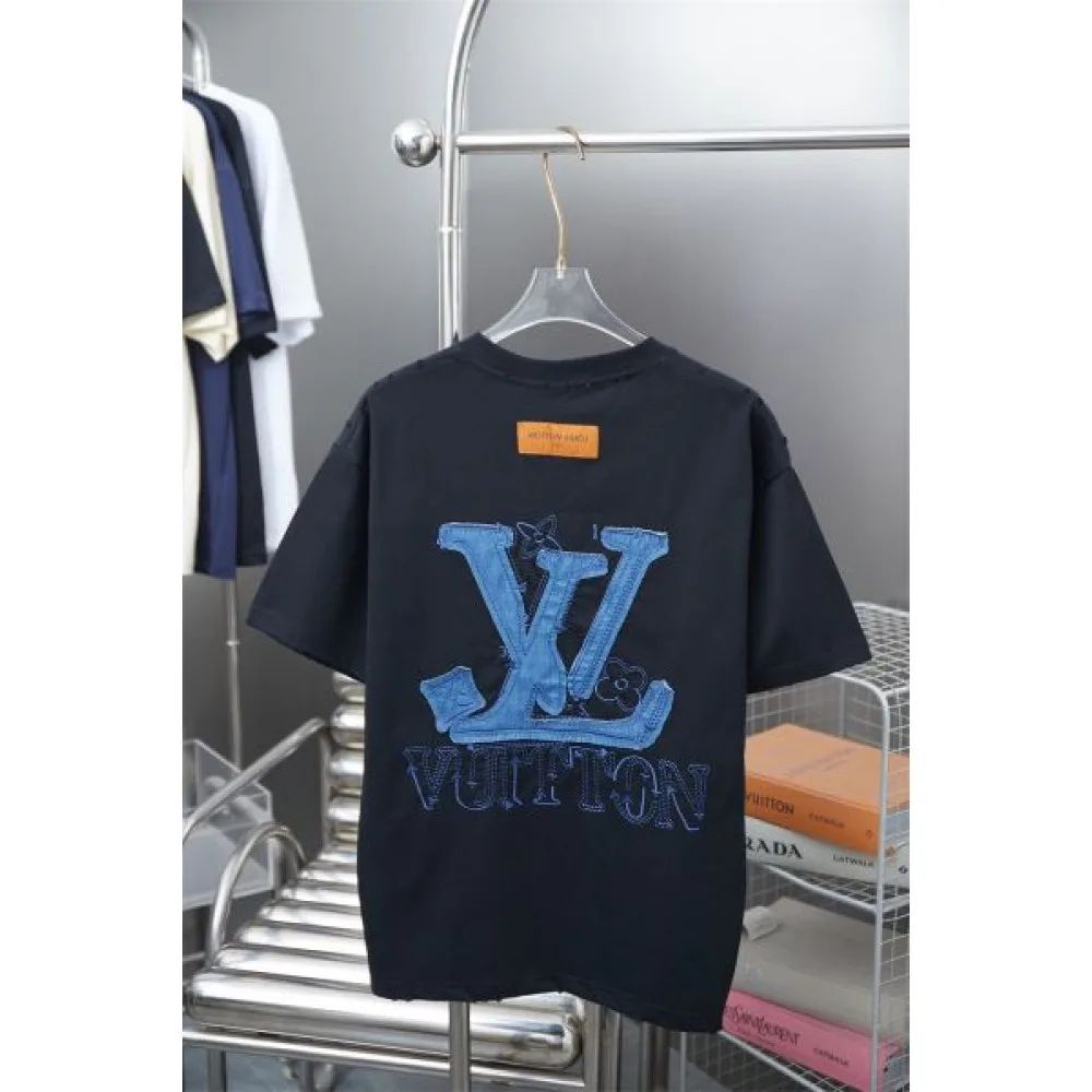 2025SS 半袖Tシャツ LOUIS VUITTON ルイヴィトン 大人カジュアルな 商品画像 4