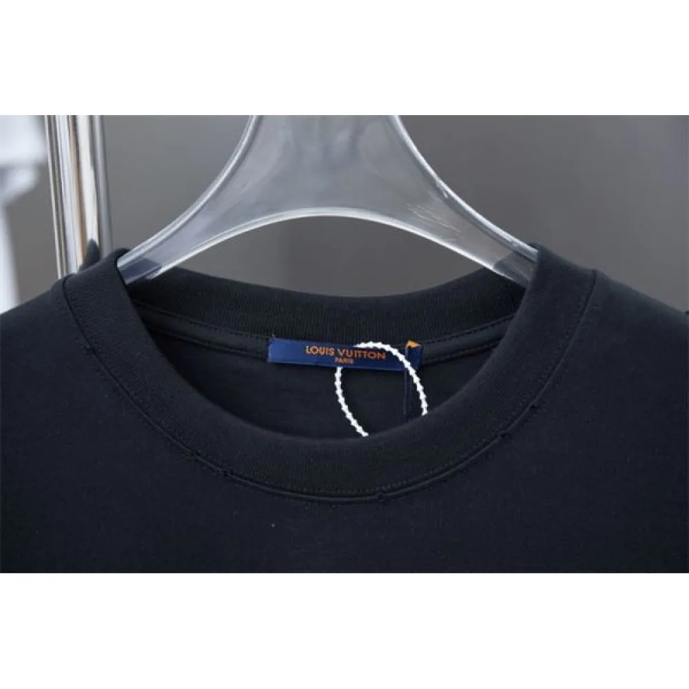 2025SS 半袖Tシャツ LOUIS VUITTON ルイヴィトン 大人カジュアルな 商品画像 5