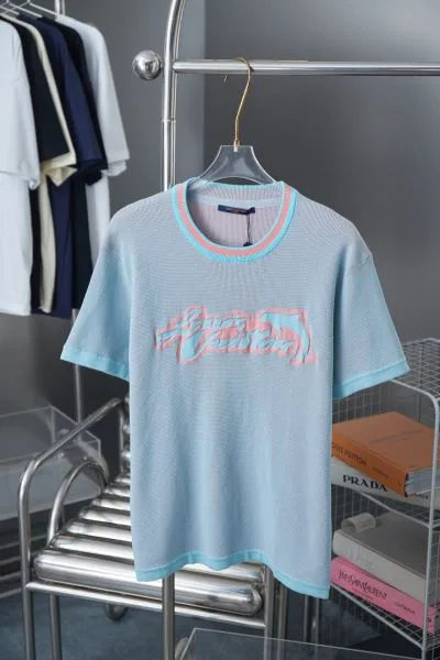 2025SS LOUIS VUITTON ルイヴィトン 韓国風スタイル 半袖Tシャツ 人気上昇中のデザイン 商品画像 8