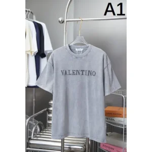 2025SS 半袖Tシャツ VALENTINO ヴァレンティノ 大人っぽい雰囲気 商品画像 1