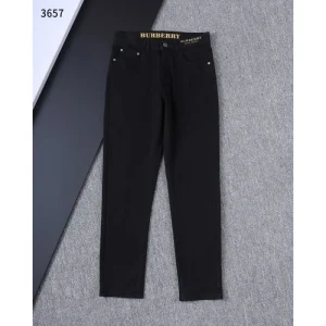 2025FW BURBERRY バーバリー ジーパン マストアイテムの新入荷デニム 商品画像 1