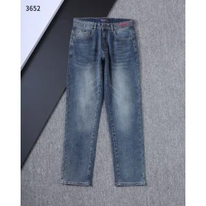 2025FW PRADA プラダ ジーパン 日本未上陸モデルの希少デニム 商品画像 1