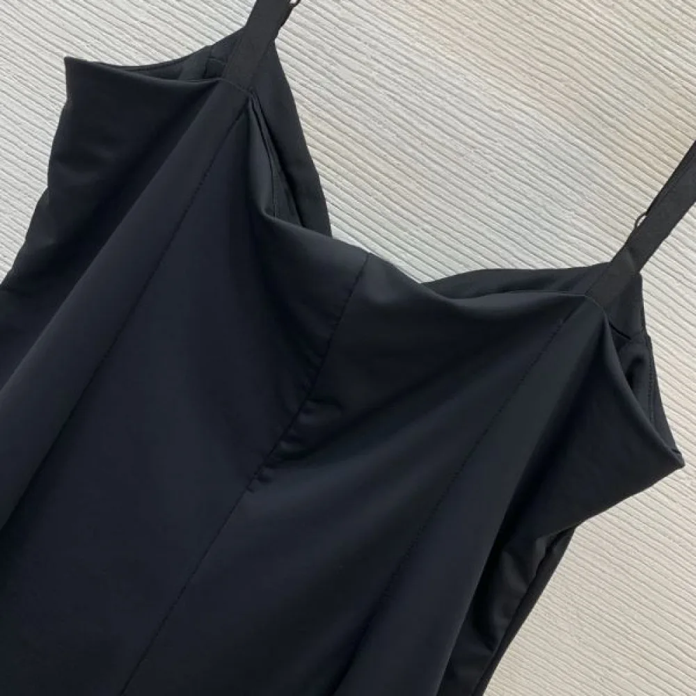 ドルチェ&ガッバーナ (DOLCE&GABBANA) 2025SS新作 レース キャミソール&パンツ セットアップ 商品画像 4