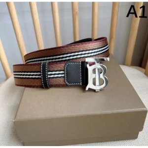 2025SS ベルト BURBERRY バーバリー ブランド象徴のチェックで魅力アップ 商品画像 1