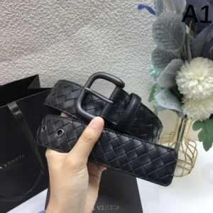 2025SS ベルト BOTTEGA VENETA ボッテガヴェネタ ディテールまで美しい芸術的デザイン 商品画像 1