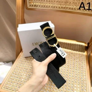 2025SS ベルト DIOR ディオール フォーマルにもカジュアルにも映える万能ベルト 商品画像 1