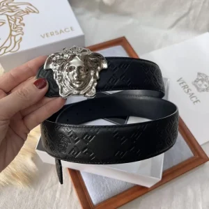 2025SS ベルト VERSACE ヴェルサーチェ メデューサロゴが際立つ華やかな逸品 商品画像 1