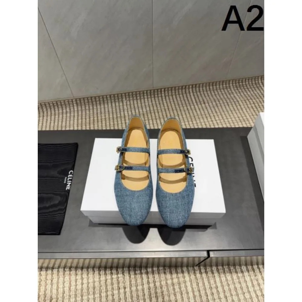 2025FW これ一足で間違いなし CELINE セリーヌ フラットシューズ 商品画像 2