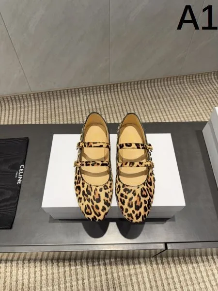 2025FW これ一足で間違いなし CELINE セリーヌ フラットシューズ 商品画像 10