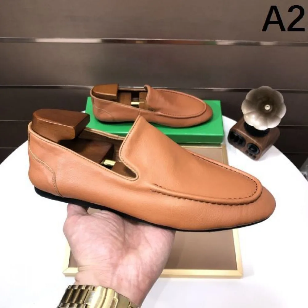 BOTTEGA VENETA ボッテガヴェネタ 2025SS ロゴが素敵 メンズ用 ビジネスシューズ 商品画像 2