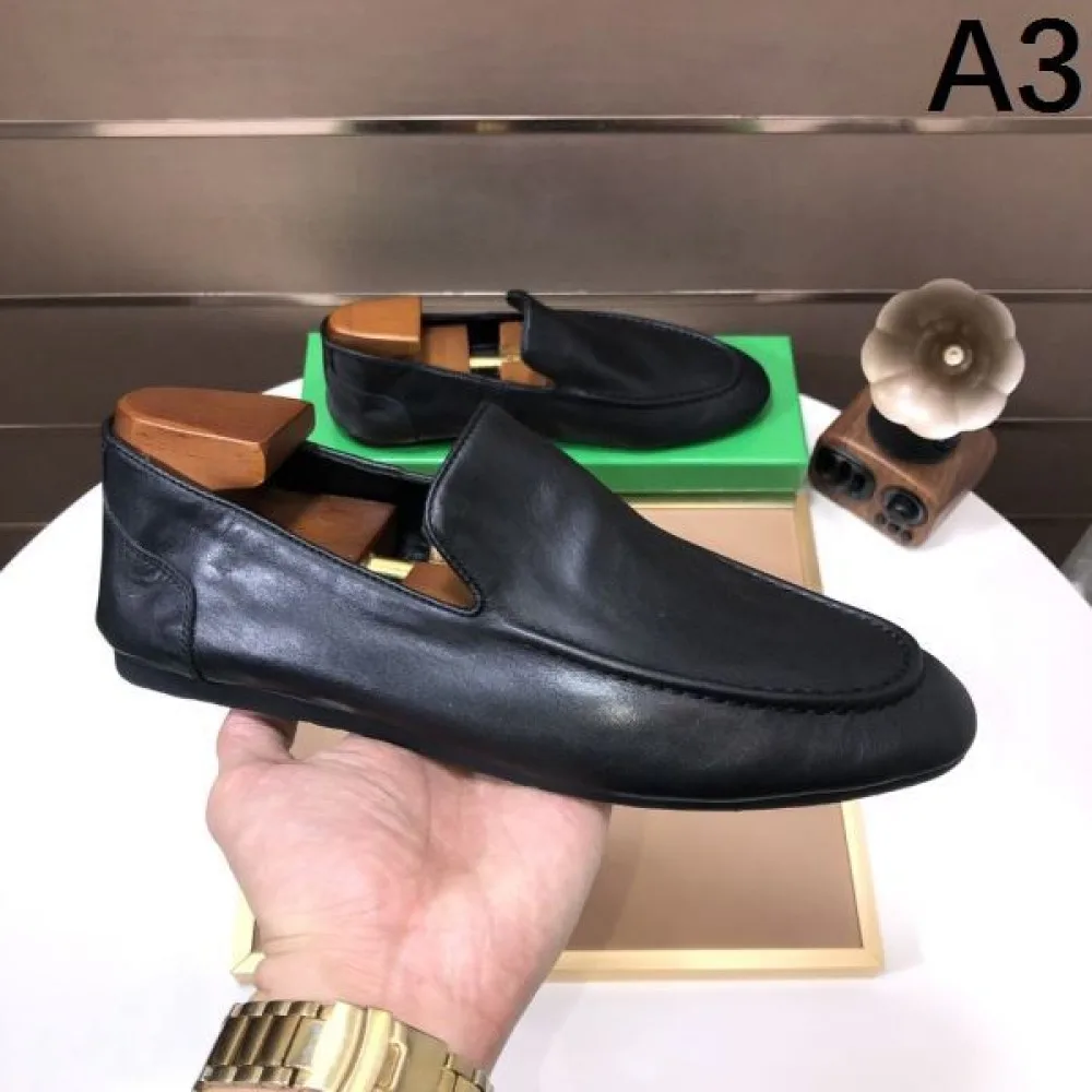 BOTTEGA VENETA ボッテガヴェネタ 2025SS ロゴが素敵 メンズ用 ビジネスシューズ 商品画像 3