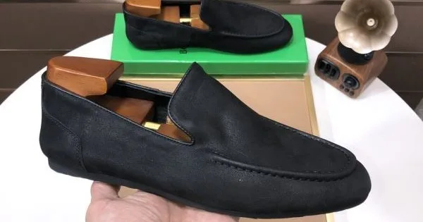BOTTEGA VENETA ボッテガヴェネタ 2025SS ロゴが素敵 メンズ用 ビジネスシューズ 商品画像 12