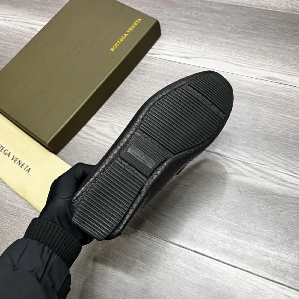 BOTTEGA VENETA ボッテガヴェネタ 2025SS 人気急上昇 メンズ用 ビジネスシューズ 商品画像 9