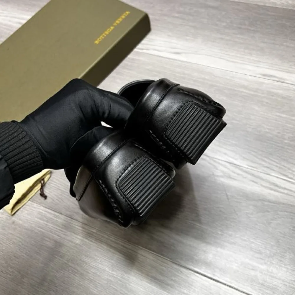 BOTTEGA VENETA ボッテガヴェネタ 2025SS 限定生産品 メンズ用 ビジネスシューズ 商品画像 8