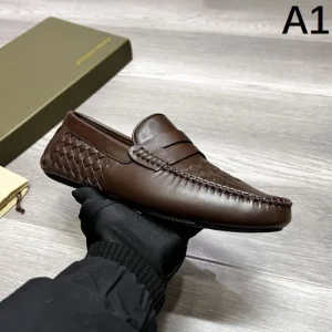 BOTTEGA VENETA ボッテガヴェネタ 2025SS 大人気商品 メンズ用 ビジネスシューズ 商品画像 1
