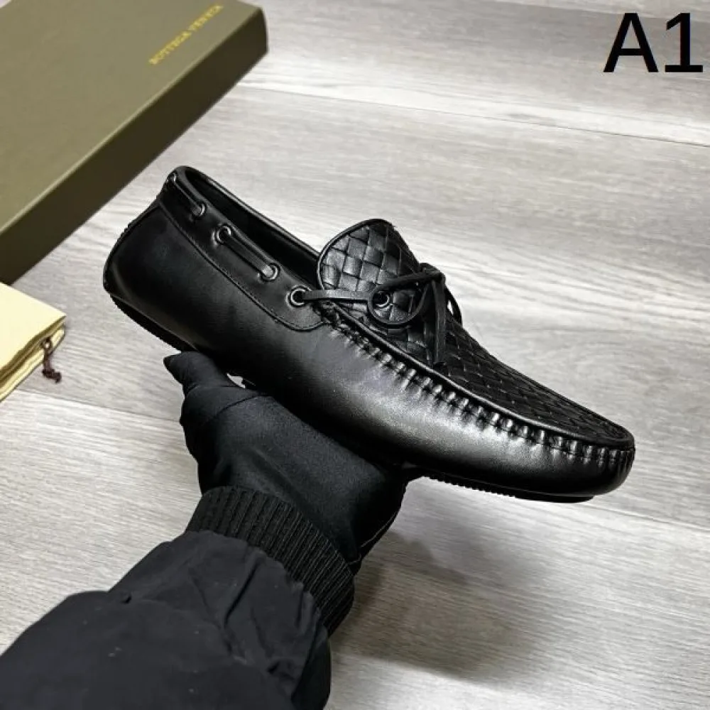 BOTTEGA VENETA ボッテガヴェネタ 2025SS 売切れ必須 メンズ用 ビジネスシューズ 商品画像 1
