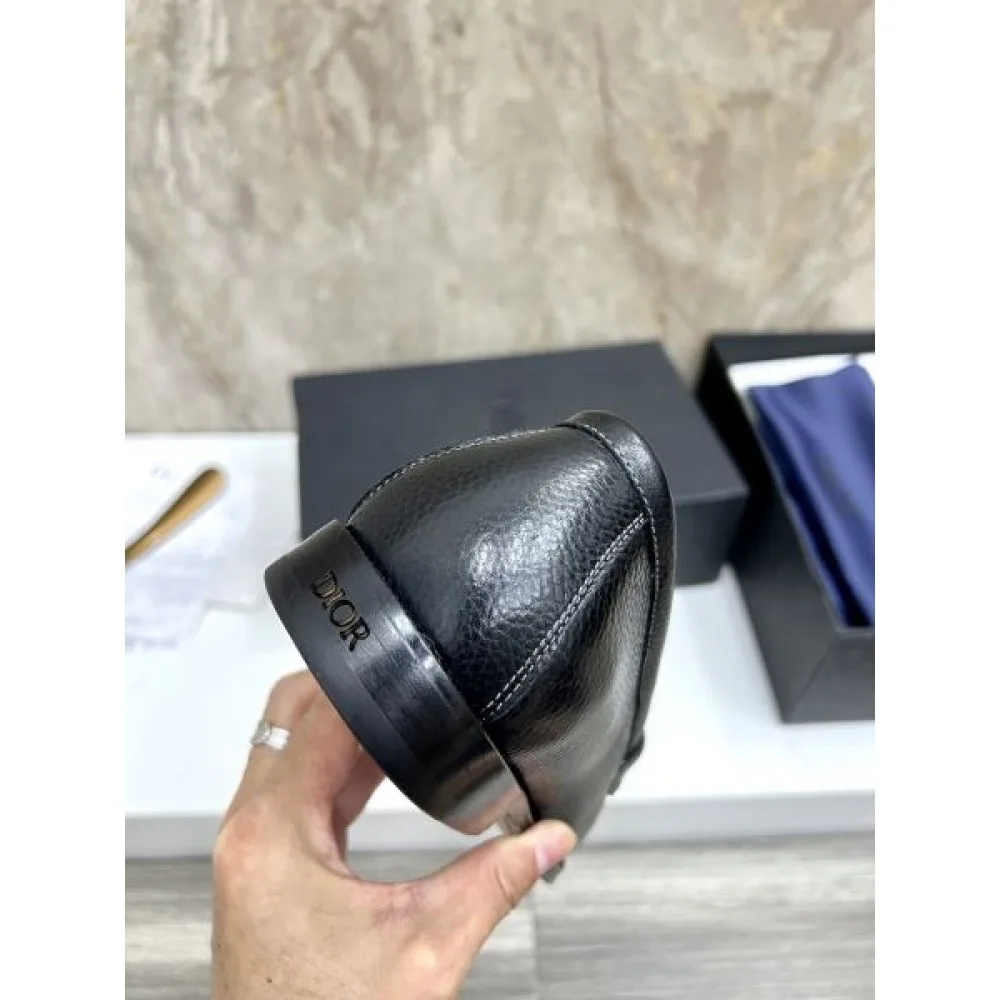 2025秋冬新作 DIOR ディオール メンズ用 ビジネスシューズ 落ち着いた上質デザイン 商品画像 9