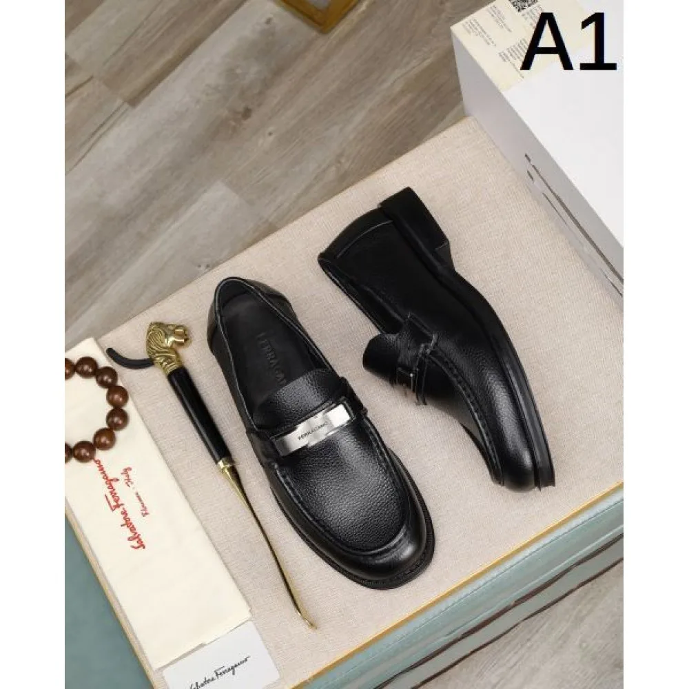 FERRAGAMO サルヴァトーレ フェラガモ 2025SS 入手困難 メンズ用 ビジネスシューズ 商品画像 1