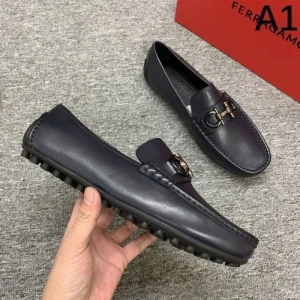 FERRAGAMO サルヴァトーレ フェラガモ 2025SS 人気話題 メンズ用 ビジネスシューズ 商品画像 1
