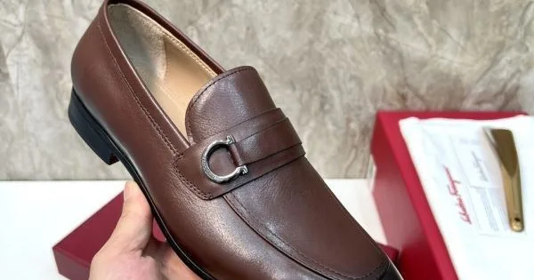 FERRAGAMO サルヴァトーレ フェラガモ 2025SS 注文殺到 メンズ用 ビジネスシューズ 商品画像 11
