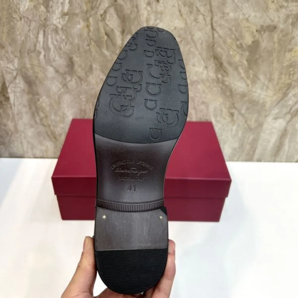 2025秋冬新作 FERRAGAMO サルヴァトーレ フェラガモ メンズ用 ビジネスシューズ シンプルで洗練された逸品 商品画像 9