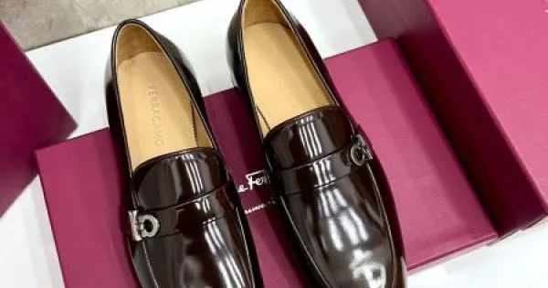 2025秋冬新作 FERRAGAMO サルヴァトーレ フェラガモ メンズ用 ビジネスシューズ 贈り物にも最適な上質感 商品画像 11