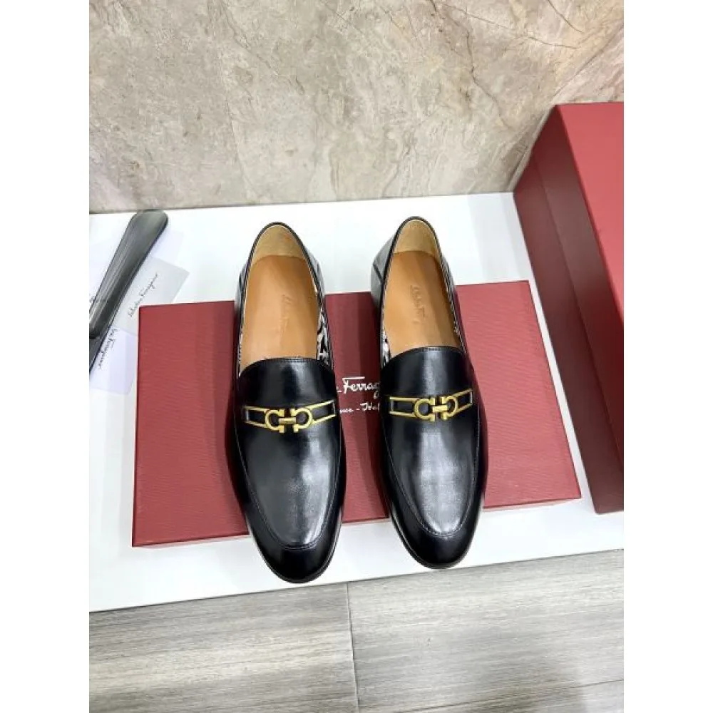 2025秋冬新作 FERRAGAMO サルヴァトーレ フェラガモ メンズ用 ビジネスシューズ 大人の魅力を引き立てる逸品 商品画像 3